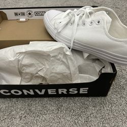 Converse Chuck Taylor All Star White 8.5 New 