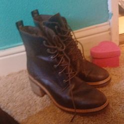 Timberland Woman's Boots