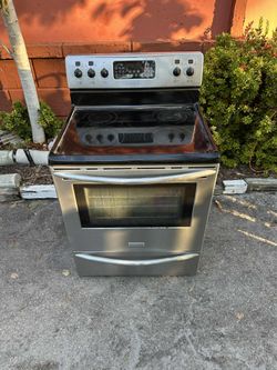 Frigidaire Stainless Steel Stove 