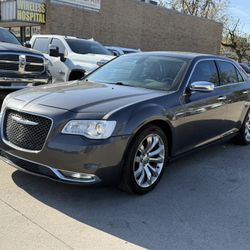 2019 Chrysler 300 Limited 
