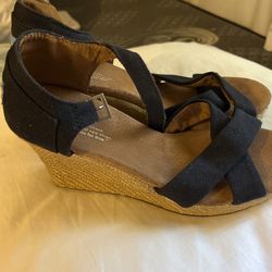 Women’s Shoes 