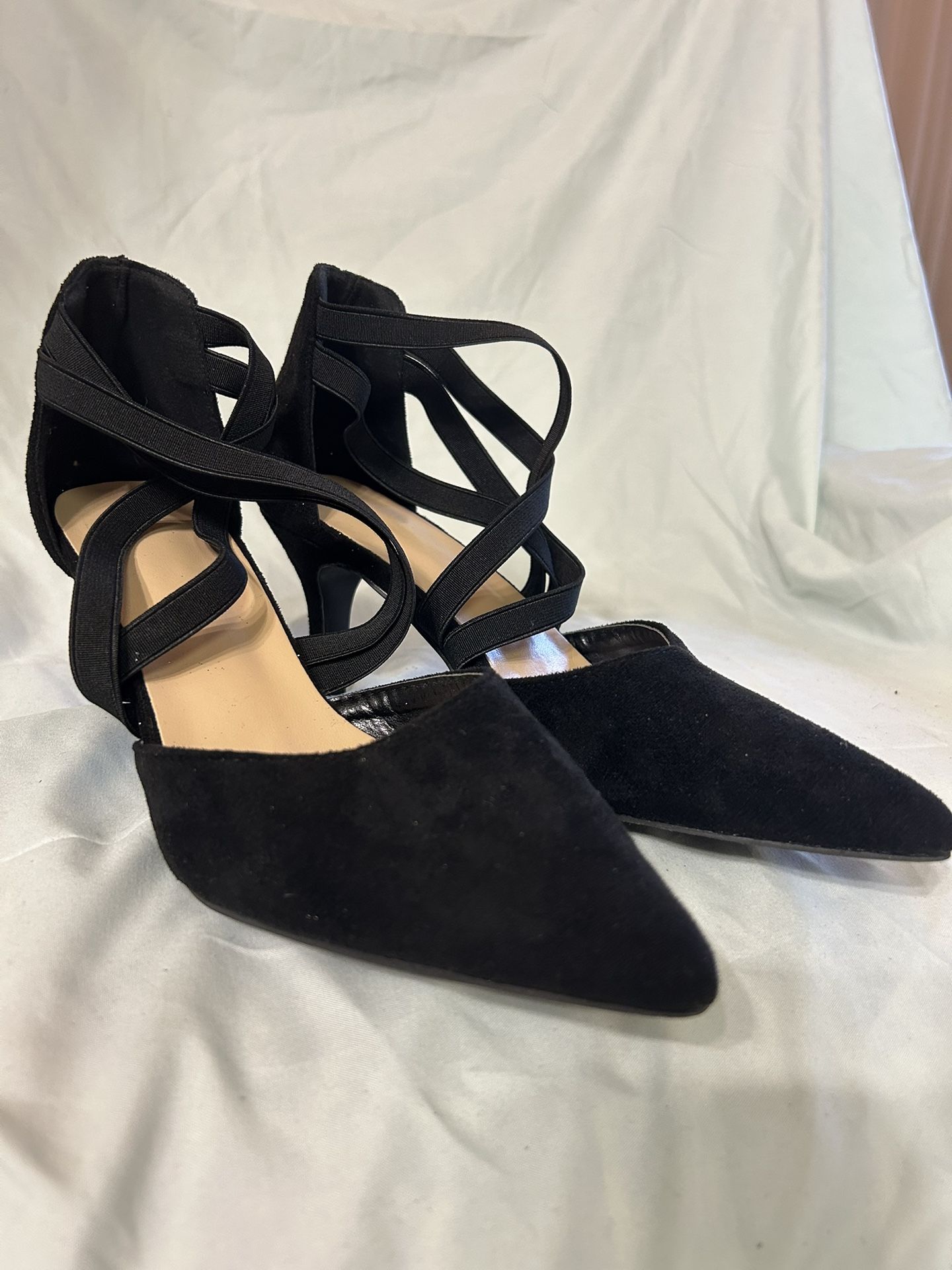 Women’s Size 5.5 Pointed Toe Black Heels