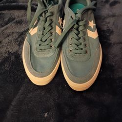 Converse Men's 7 Women's 8.5