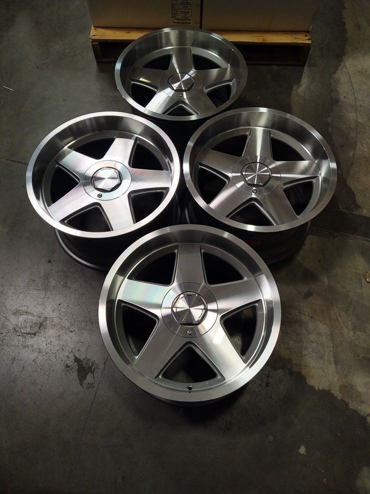 18x10 Offset +10 5x120 3