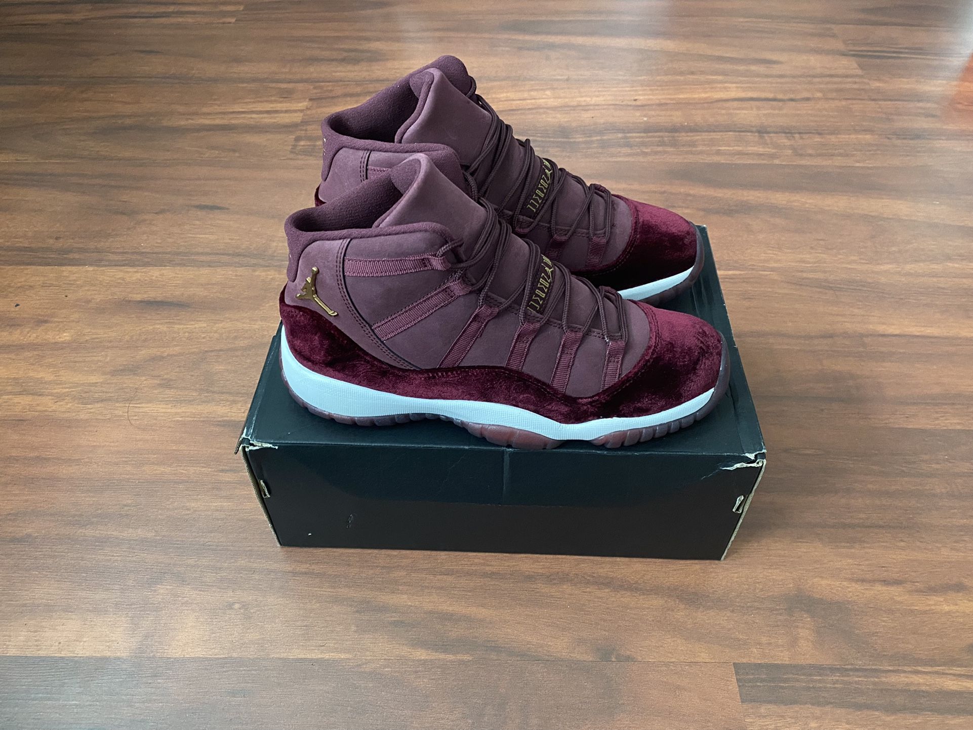 Air jordan 11 retro gg red velvet heiress cheap