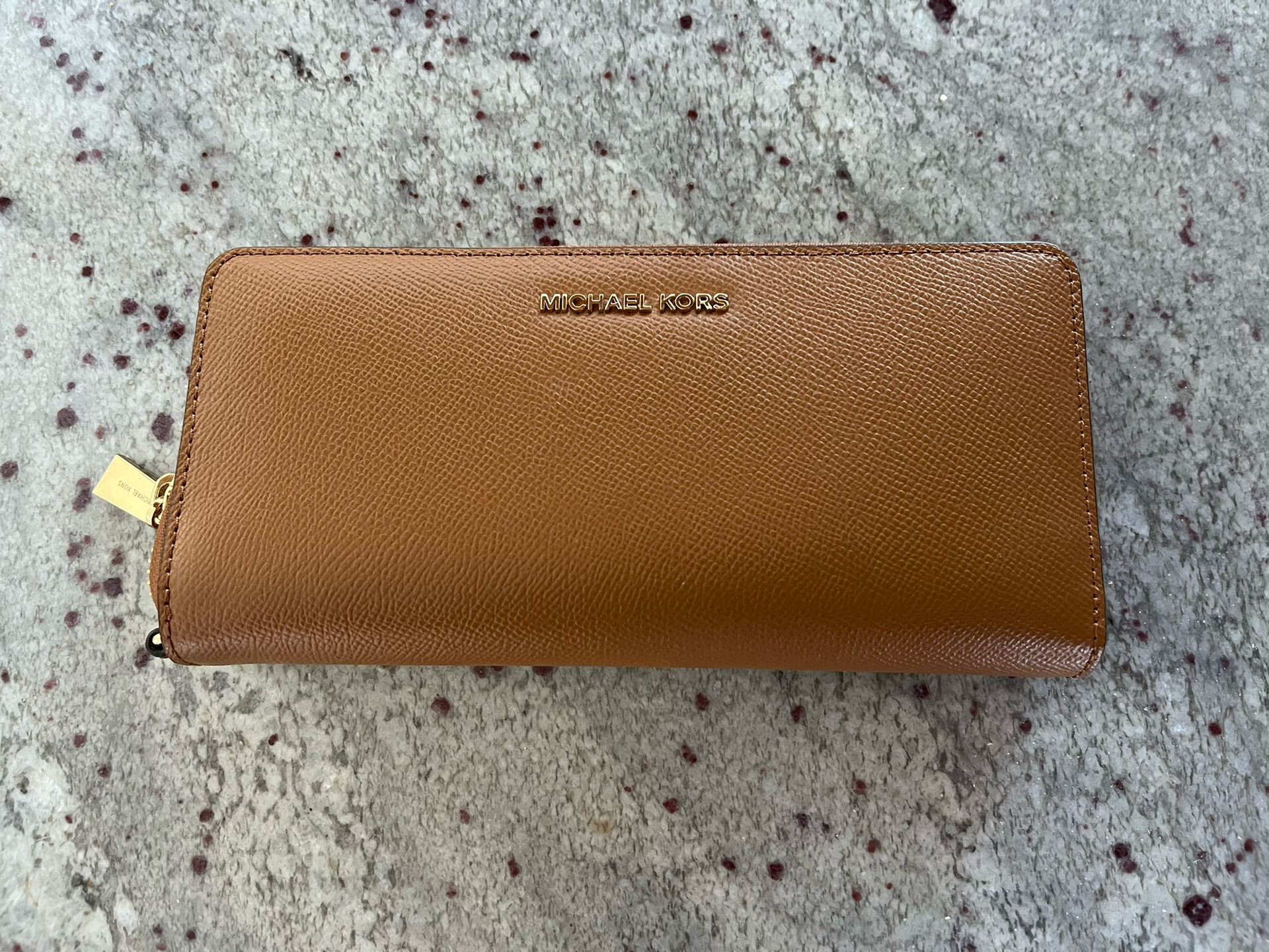 NEW Michael Kors Jet Set Travel Continental Wallet- Macys -$ 178 Yours For $75