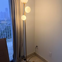 Modern Floor Lamp - Designer Look