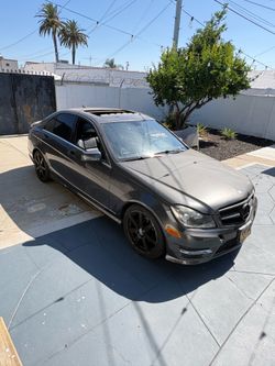 2012 Mercedes-Benz C250 (Clean Title / 131k Miles)