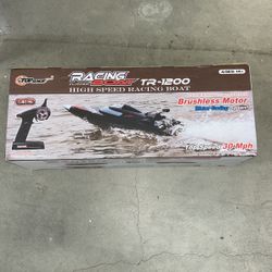 Top Race Racing Boat