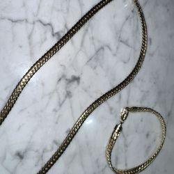 Gold Plated Necklace & Bracelet 