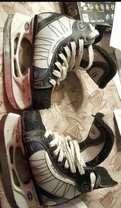 Kids hockey skates