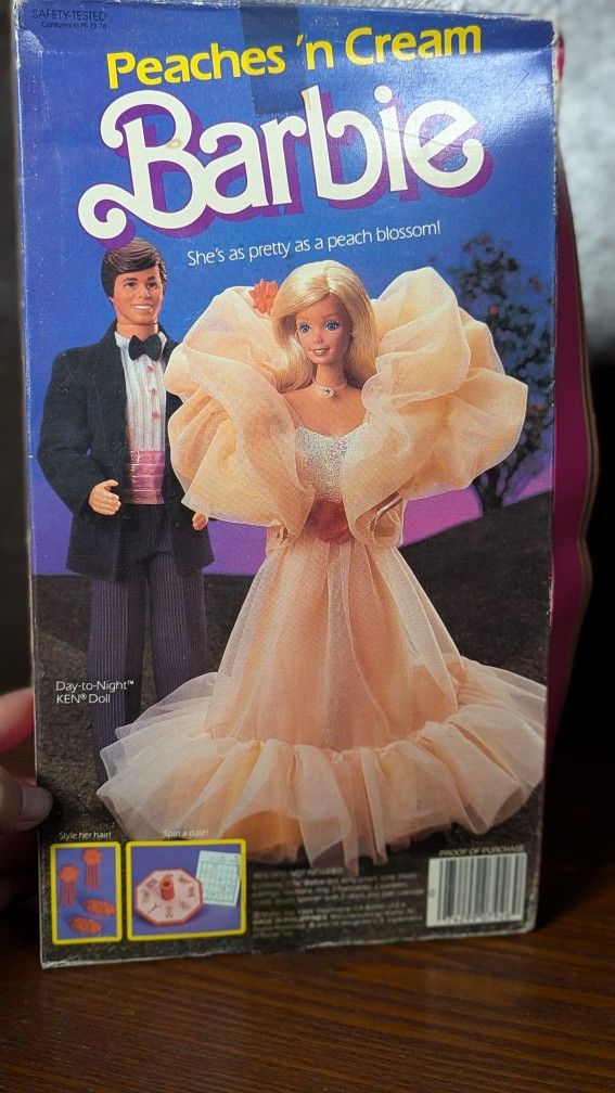 Barbie Collectible (Peaches 'n Cream)[Read the Description]