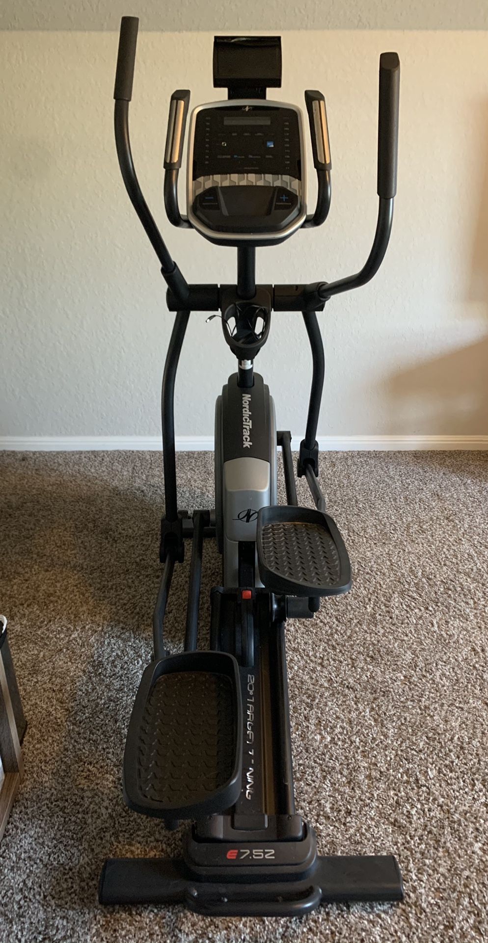 Nordictrack e7 52 elliptical hotsell