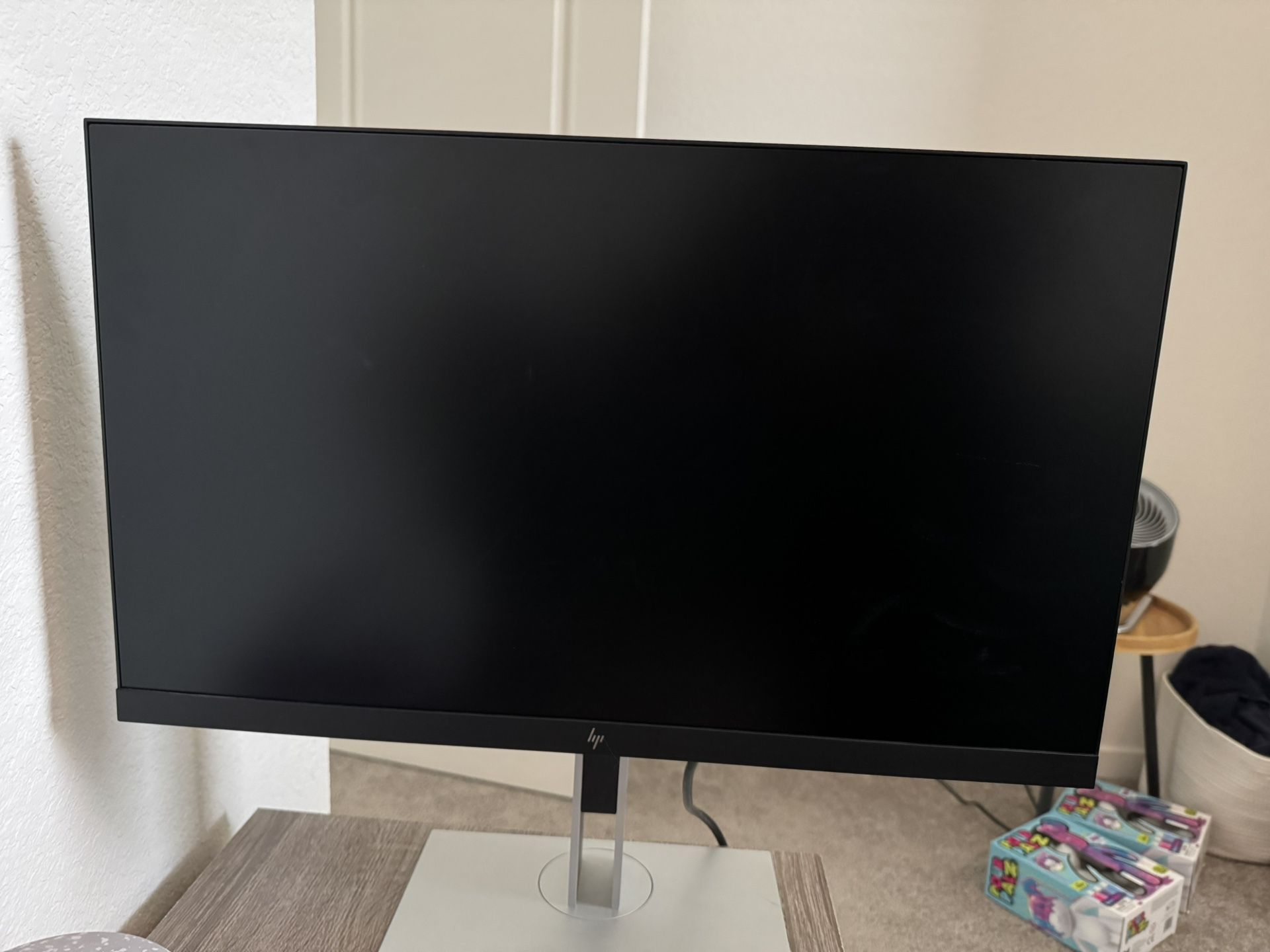 24” HP Monitor