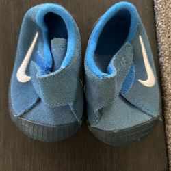 Nike baby shoes size 2C FREE
