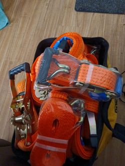 Ratchet straps