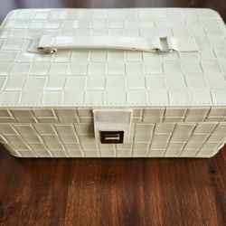 Brand New LANCOME Paris Beauty Box