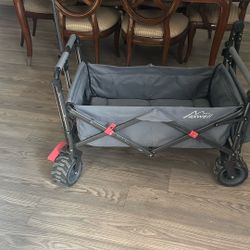 Maxwell Folding Wagon. 