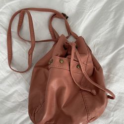 Bueno Crossbody Purse