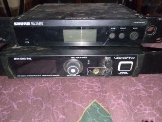 I got 2 wireless units only with power supply