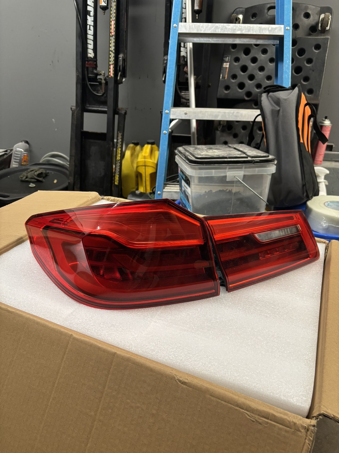 OEM BMW 2017-2020 Pre LCI G30 530i 540i F90 M5 Tail Lights