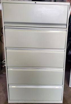Lateral Cabinets/Metal NO Keys available