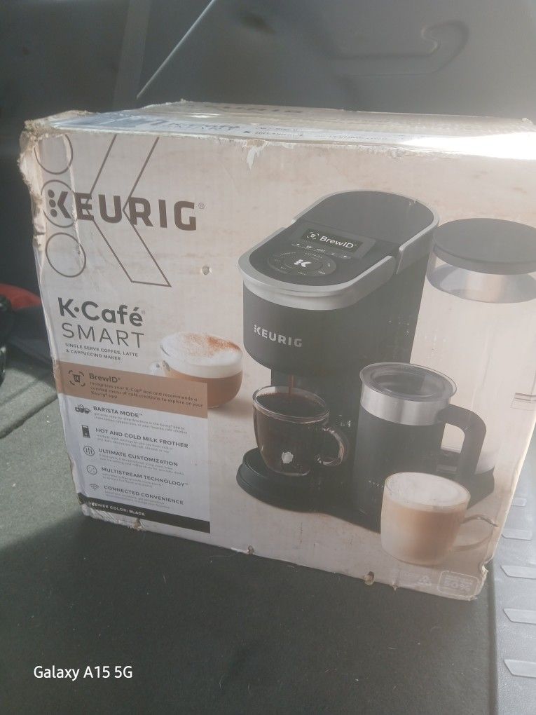 Keurig https://offerup.com/redirect/?o=Sy5DYWZl Smart Single Serve Coffee Latte & Cappuccino Maker