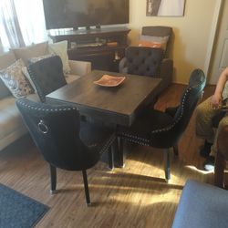 For Sale  New Dining Table!!