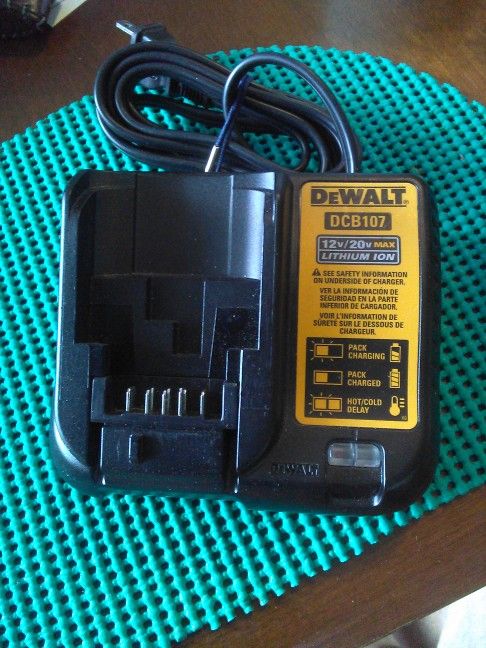DeWalt Charger