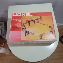 Lionel Graduated Trestle Set 027 Gauge Number 6-2110
