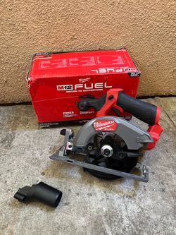 Milwaukee M12 FUEL  Brushless 5-3/8 in. Cordless Circular Saw (Tool-Only)