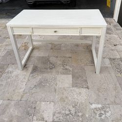 Pottery Barn Home Office Desk – Great Condition