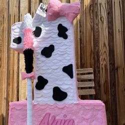 Piñatas 🪅 Available 