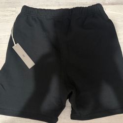 Black Essential Shorts 