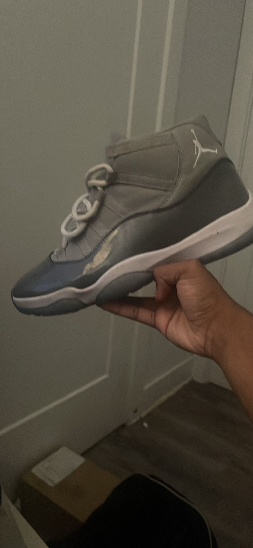 Cool Grey 11