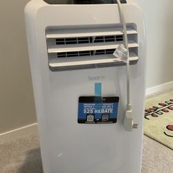 Almost New Serene Life Portable Air conditioner 