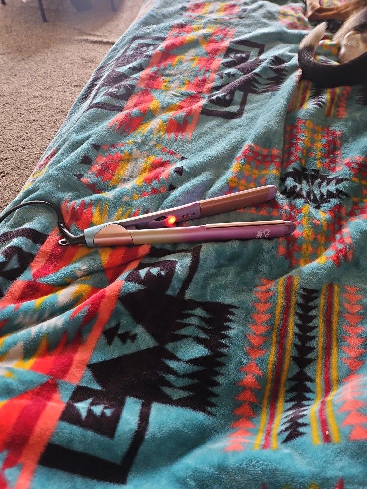 Chi Vibes Curling Straightener