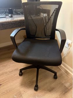 Furmax Ergonomic Black Office Chair