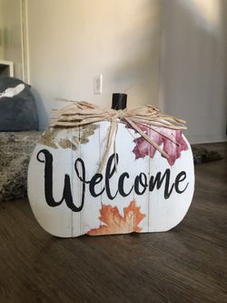 Fall Welcome Pumpkin - home decor