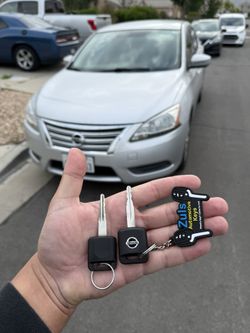 Car Keys. Llaves Para Carros. Autos. Controles. Remote
