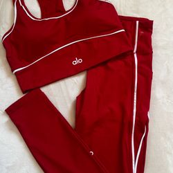 Red 2pc sports bra and pants set