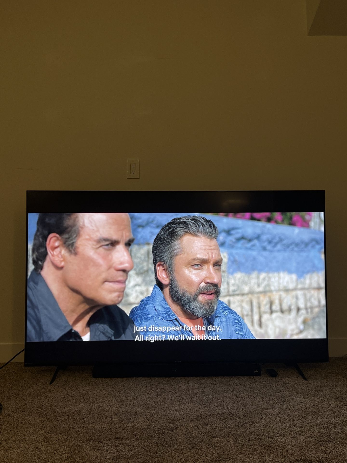 75 Inch Sony 4K tv With Polk Sound bar And Wall Mount 