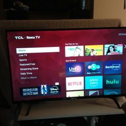 TCL Roku Smart TV 43" Inch 4K UHD 43S435 Model: 2021 Eith Remote control Includes 