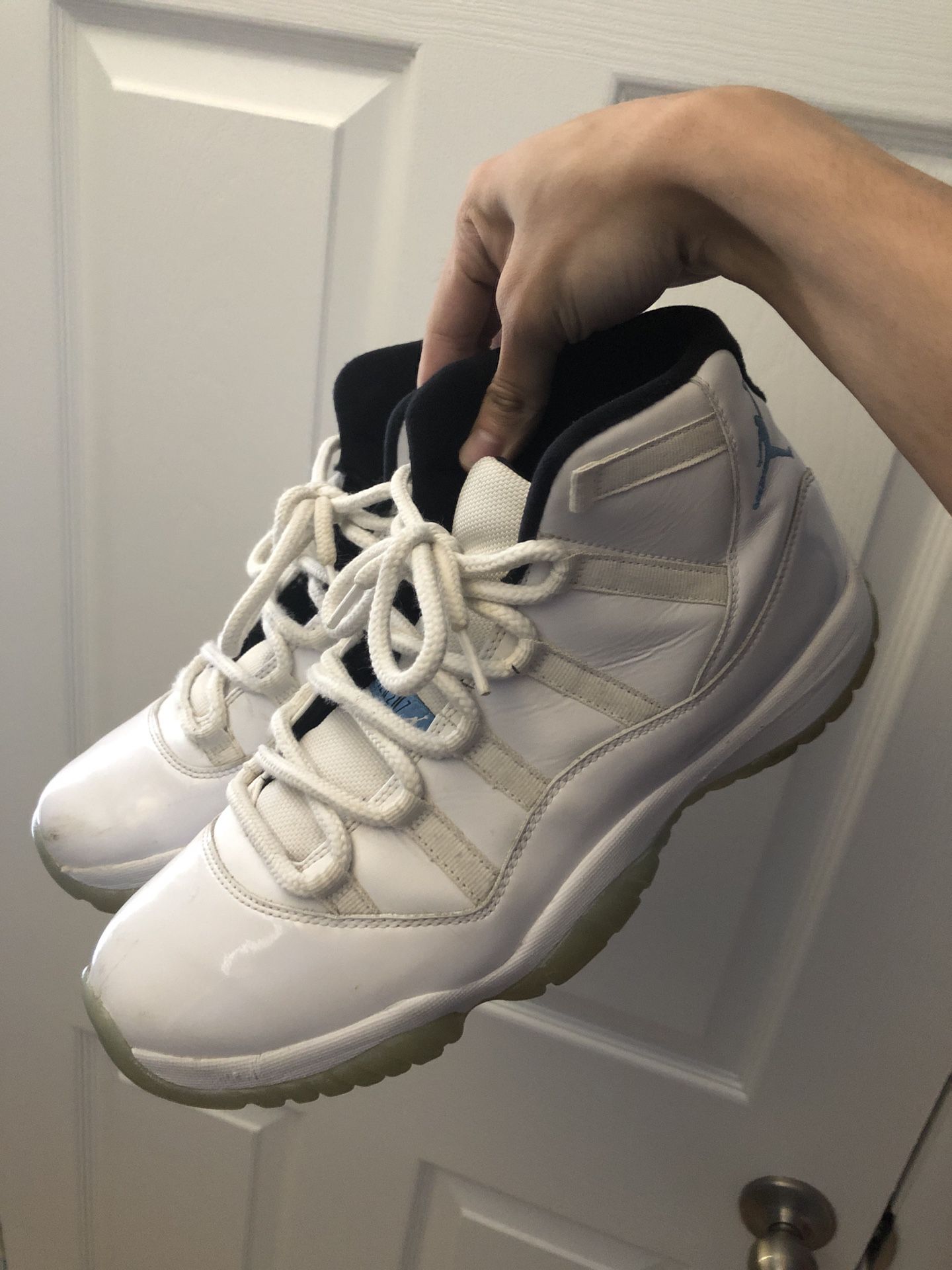 Jordan 11 Legend Blue Size 10.5 Retro Nike
