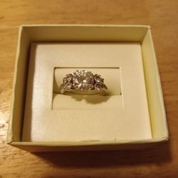 Cubic Zirconia Ring Size 7