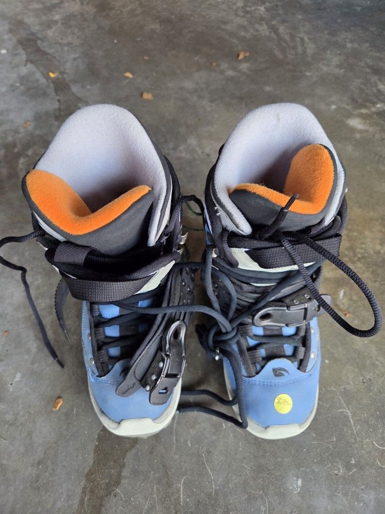 K2 Venus Snowboard Boots