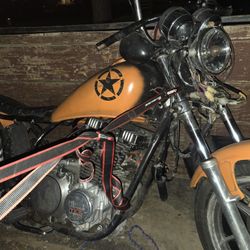 Yamaha Maxim 650 Bobber