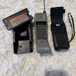 Vintage Motorola flip phone