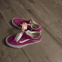  Magenta Vans