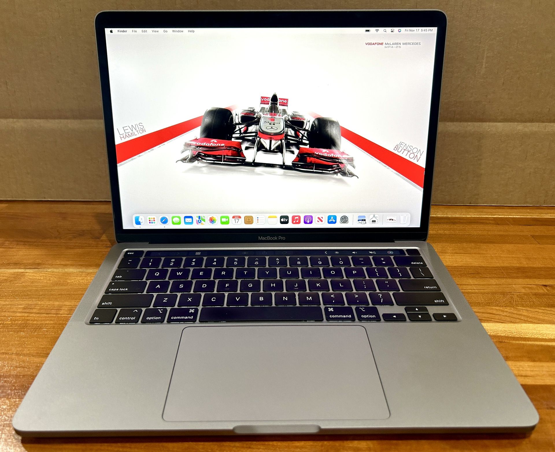 Apple MacBook Pro 2020 13” 2Ghz Quad-Core intel i5 16GB RAM 500GB SSD Black Friday SAlE!!